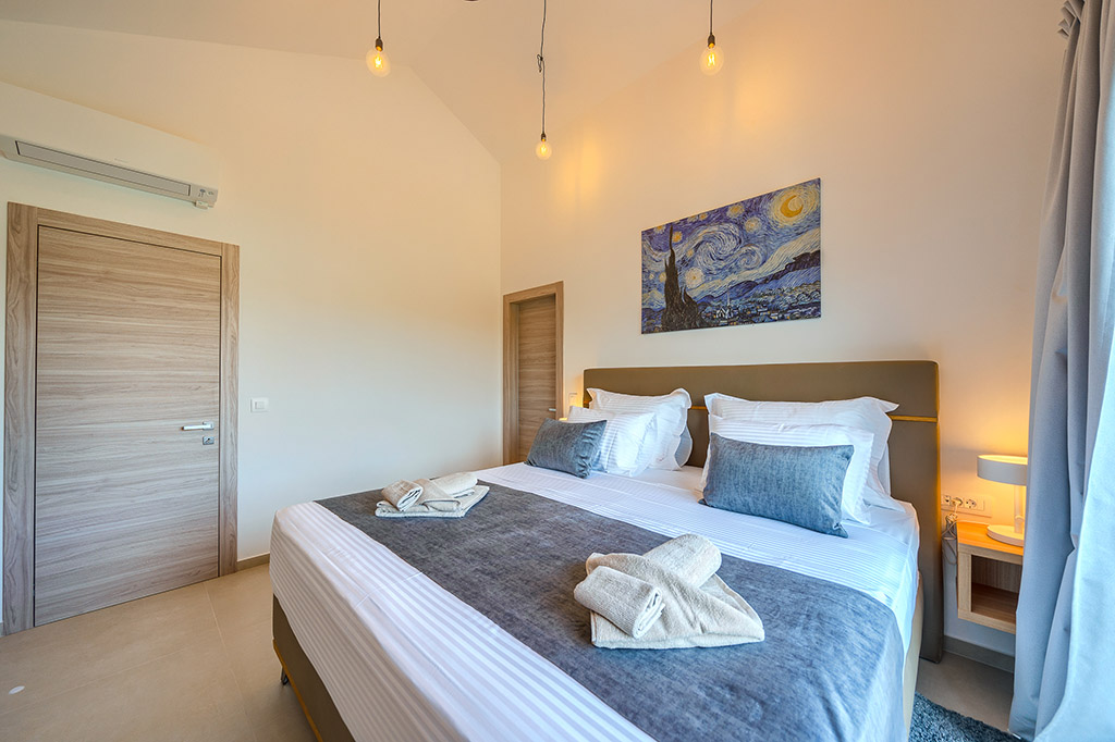 Room 3 Villa Olive Court